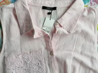 Blusa nudo bolsillo bordado, Parfois