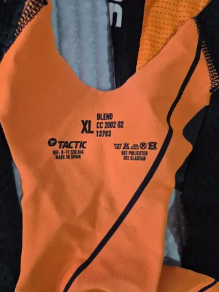 Maillot y culotte ciclismo La Vega San Antonio