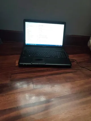 Toshiba Satellite Pro i3 | Per Ricambi o Riparazione