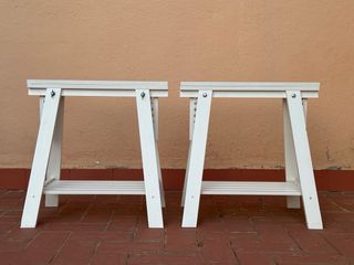 Dos caballetes Mittback blanco de Ikea