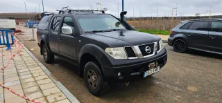 Nissan Navara 2005 x furgon