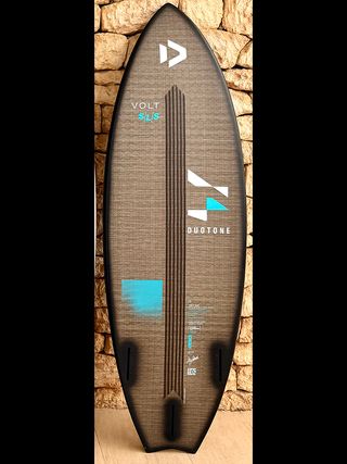 NUEVO | DUOTONE Volt SLS 5’4“ + Traction Pad