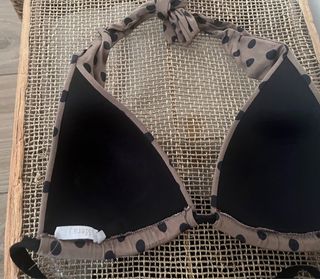 Top bikini Sfera lunares topo y negro