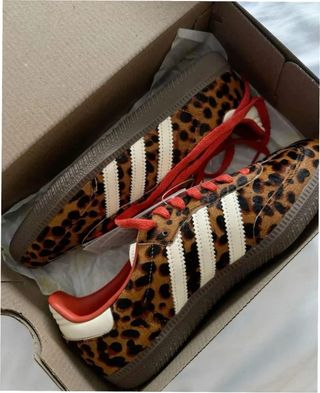 Adidas Samba OG Leopardo Rojo Talla 39