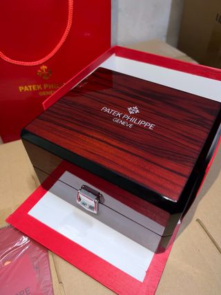 Reloj automatico blanco