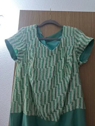 Vestido largo verde con estampado