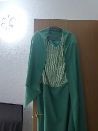 Vestido largo verde con estampado