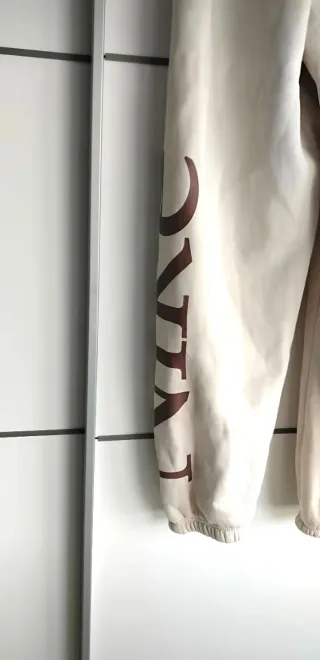 Pantalones Nike Beige