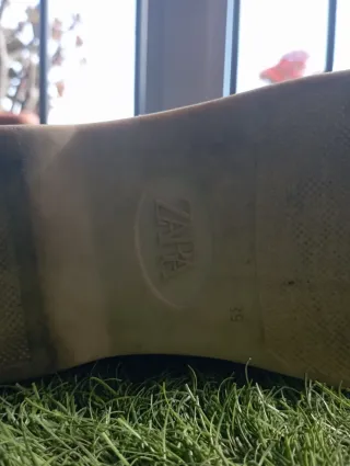 Zapatos comunión beige un solo uso