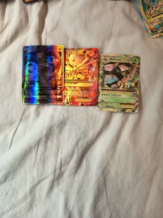 Cartas Pokémon Charizard, Mewtwo, Venusaur