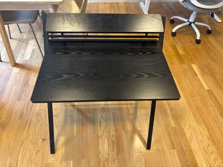 Mesa escritorio plegable IKEA negra 75x60 cm