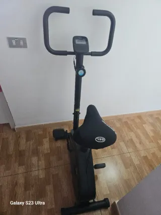 Bicicleta Estática Domyos Essential 03