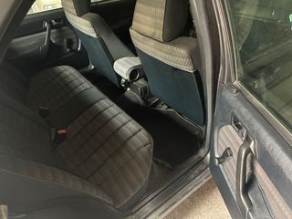 Mercedes-Benz 190d 2.5