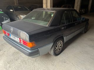 Mercedes-Benz 190d 2.5
