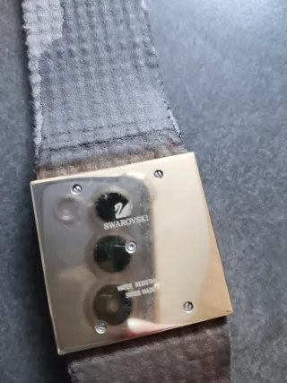 Reloj Swarovski Dorado y Marrón