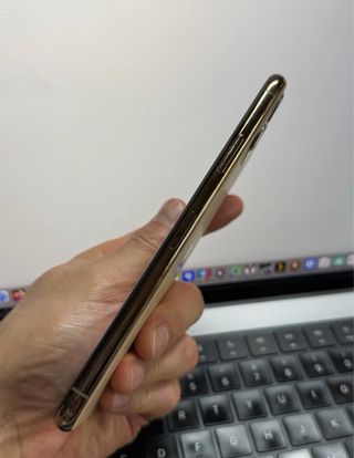 iPhone 11 Pro Dorado 256GB Como Nuevo Batería 83%