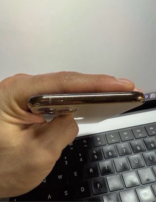 iPhone 11 Pro Dorado 256GB Como Nuevo Batería 83%