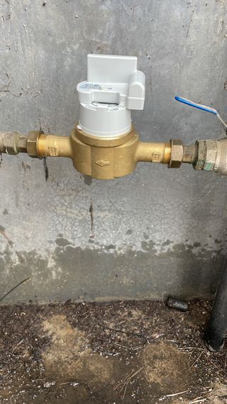 Se realizan trabajos de fontanería