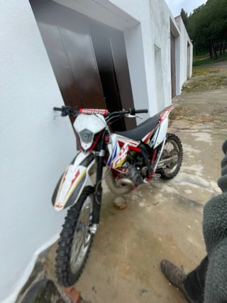 Gas Gas EC 250 Enduro Moto