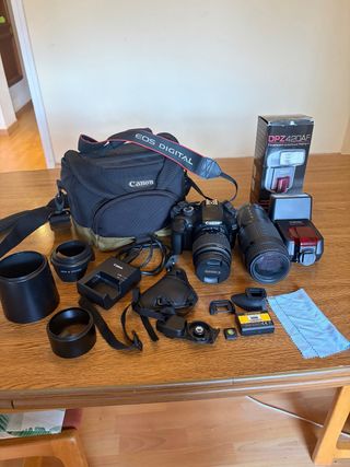 Cámara Canon EOS 1100D + Accesorios