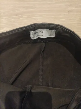 Pantalón malla efecto piel negro