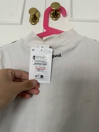 Camiseta Desigual Talla M Nueva con etiqueta