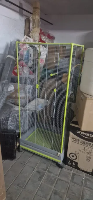 Jaula Voladera Aves/Pájaros Aprox. 79x67.5x164 cm