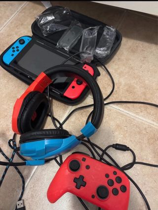 Nintendo Switch Azul y Rojo
