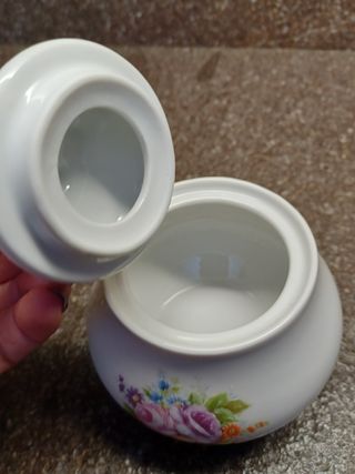 Zuccheriera francese antica con decori floreali