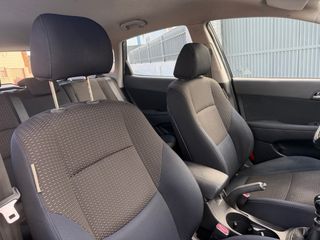 Hyundai i30 2008 UNICO DUEÑO PEGATINA C solo 87€/M