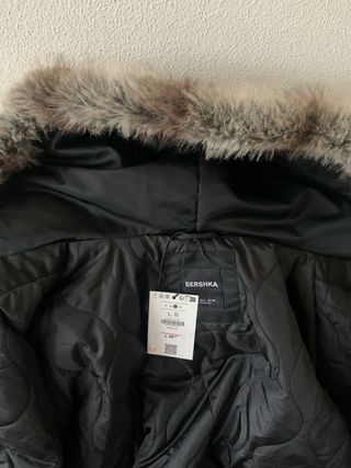 Cazadora Bomber Bershka Negra Talla L