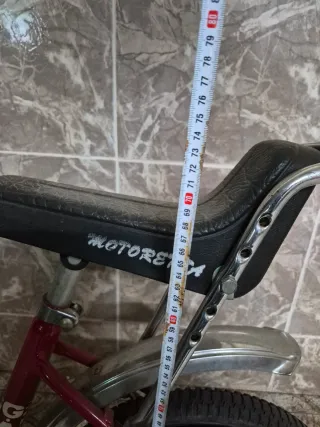 Bicicleta infantil Motoretta roja