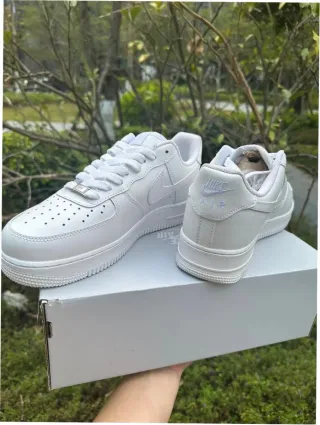 Nike Air Force 1 Low '07 Blancas Talla 38