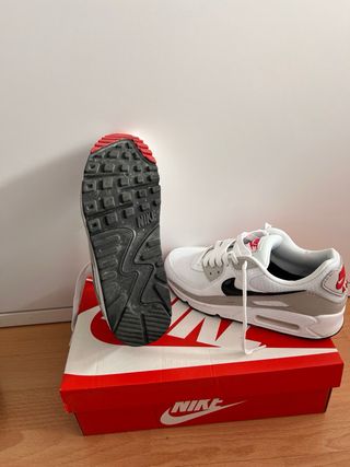 Zapatillas Nike Air Max 90 Gris y Blanco
