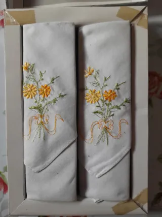 Sciarpe ricamate floreali