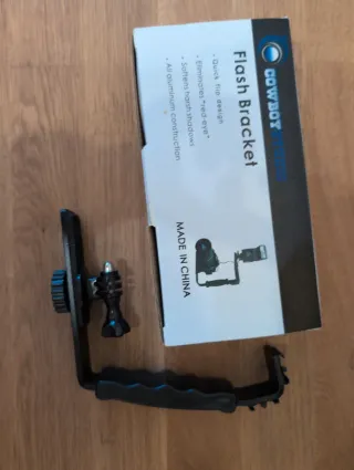 CowboyStudio Flash Bracket with GoPro Mount