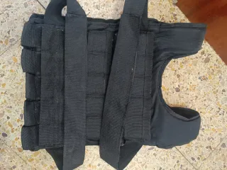 Chaleco lastrado entrenar +( disco10 kg regalo)