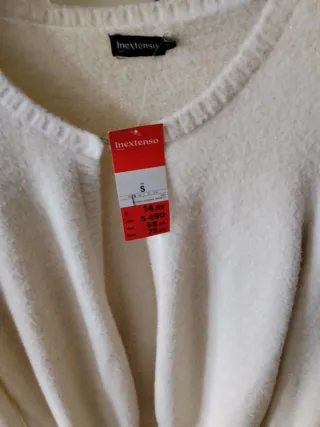 Chaqueta de punto beige y dorado