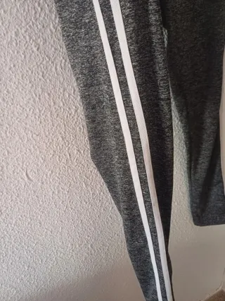 Mallas grises jaspeadas Shein con rayas laterales