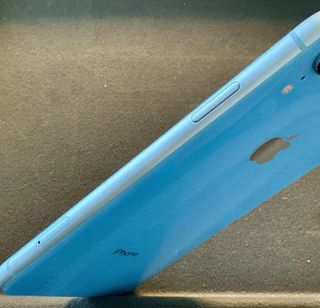 iPhone XR Azul 64GB Como Nuevo Batería 82%