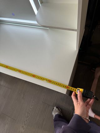 Tocador con espejo LED y enchufes