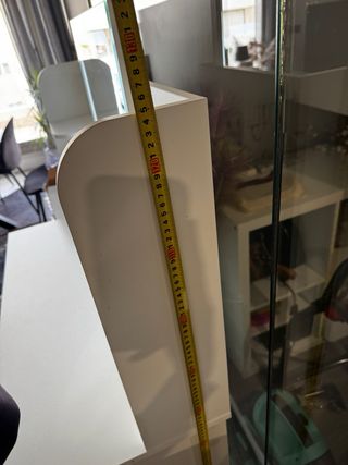 Tocador con espejo LED y enchufes