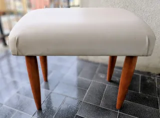 Taburete tapizado madera