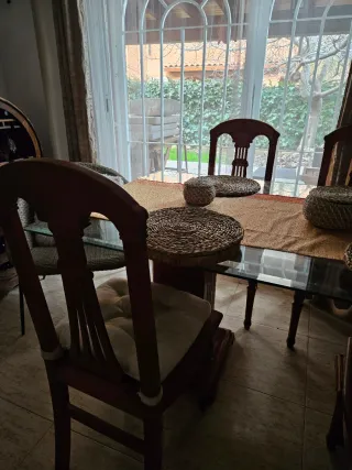 Mesa de salón cristal y madera