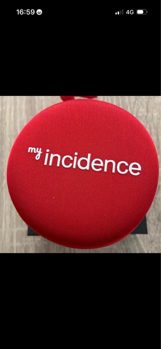 Luz de emergencia V16 conectada