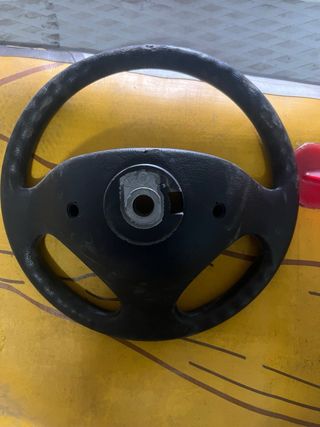 Volante Citroen Saxo VTS (sin airbag)