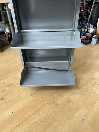 Zapatero Metálico Gris