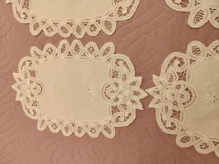 4 Centrotavola Ricamo Intaglio Cotone vintage