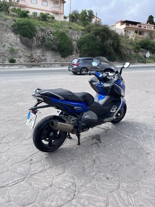 BMW C600 Sport Maxi Scooter akrapovic edition