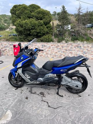 BMW C600 Sport Maxi Scooter akrapovic edition